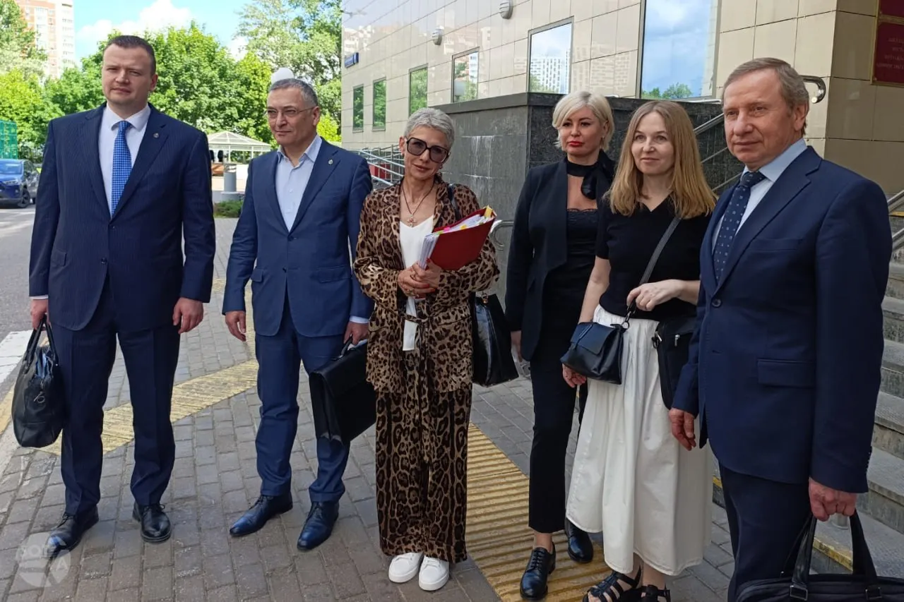 Апелляция оставила в силе решение о лишении статуса Алексея Басистова, Дмитрия Проводина и Юлия Тая; защита заявляет о нарушении процедур и превышении полномочий Минюста.