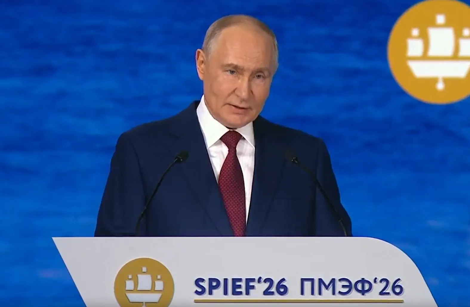 Президент РФ заявил, что России нужны договорённости, рассчитанные на длительную историческую перспективу.