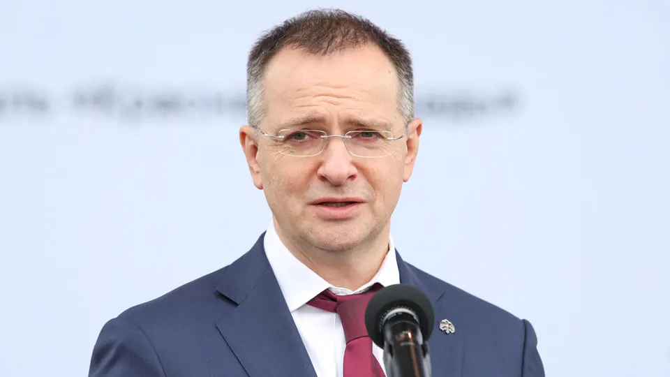 Помощник президента заявил, что государственный контроль должен охватывать все этапы создания фильмов и не допускать «барахло», снятое на бюджетные деньги.