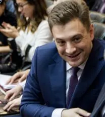 Депутат указал на несоответствие цен на LADA в стране и за пределами и потребовал реакцию Минпромторга.