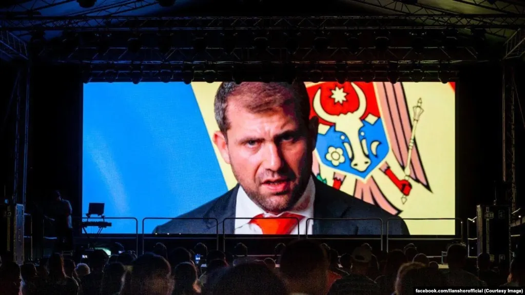 Расследование показывает, как платежная компания A7, созданная Иланом Шором и получившая поддержку государственного банка, через сеть подставных фирм провела миллиарды долларов в обход санкций, задействовав банки в Гонконге, ОаЭ и других юрисдикциях.
