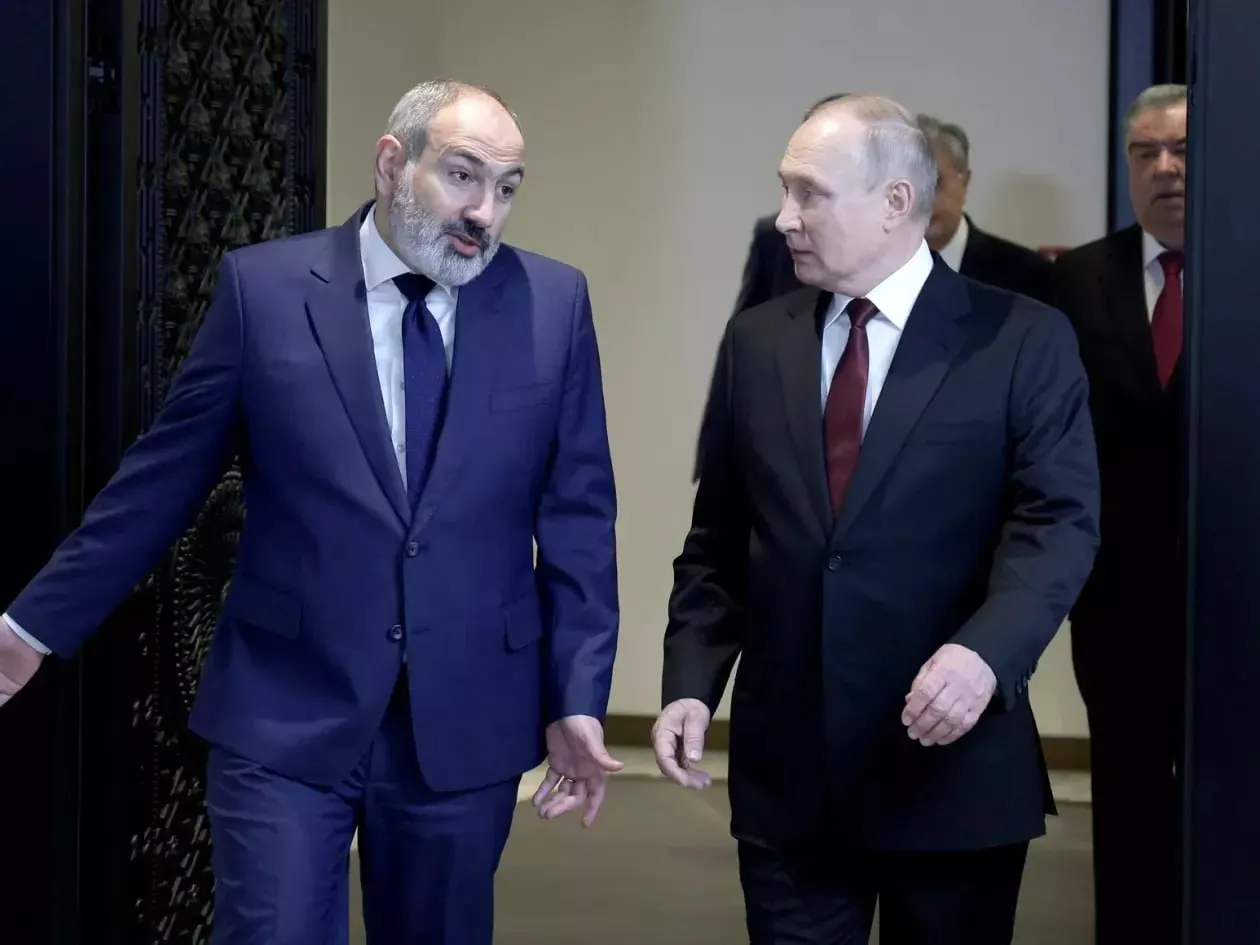 Премьер-министр Армении заявил, что Ереван не станет вводить антироссийские санкции Евросоюза, но также не будет предпринимать шагов, которые могли бы привести к санкциям против самой страны.