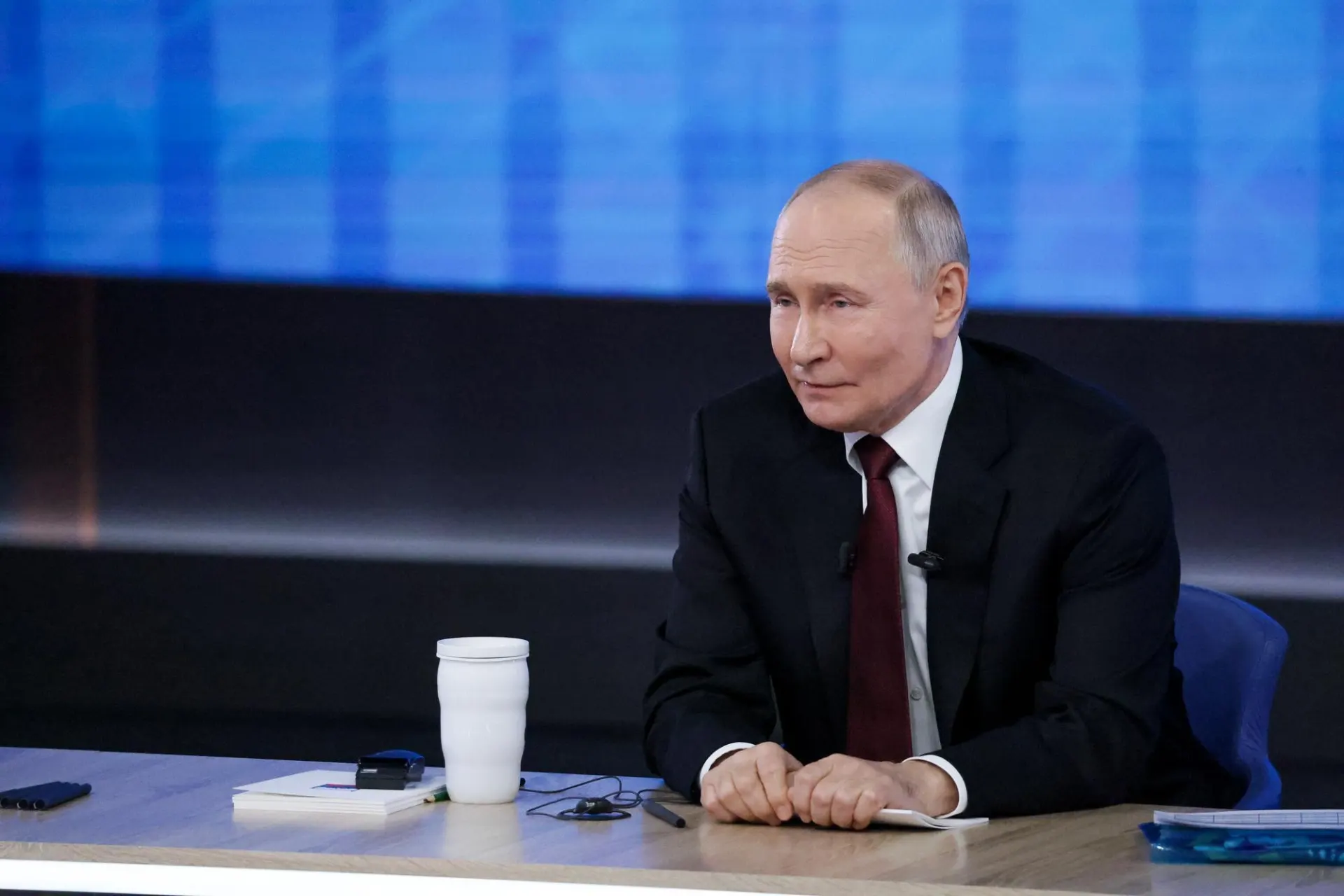 По результатам празднования 81-й годовщины Победы президент заявил, что конфликт в Украине движется к завершению и сделал несколько других заявлений по итогам Дня Победы.