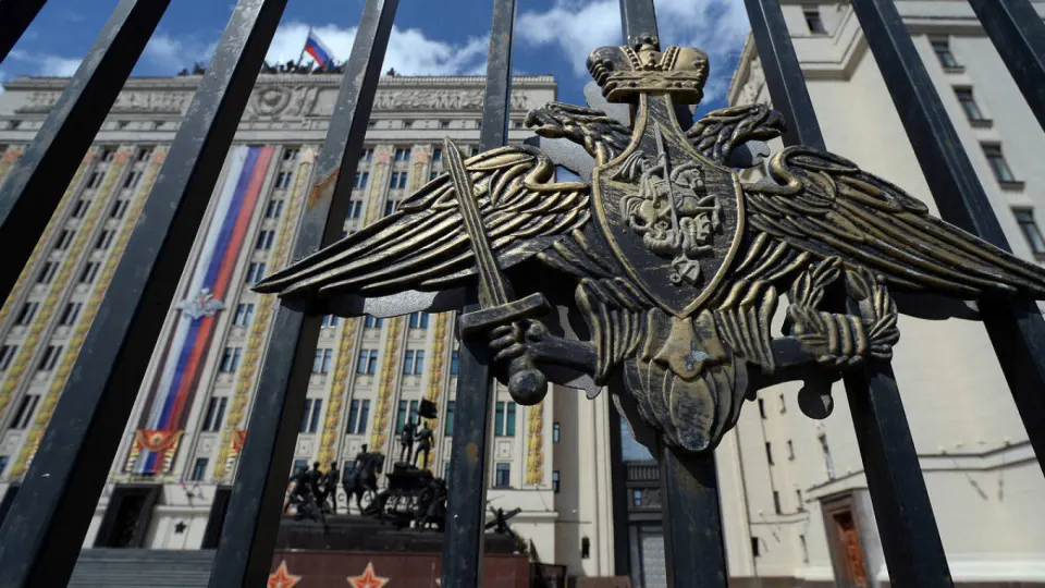 Минобороны может получить прямой доступ к акциям, земле, технике и оборудованию национализированных предприятий стройсектора, чтобы оперативнее обеспечивать гособоронзаказ в сфере капитального строительства.