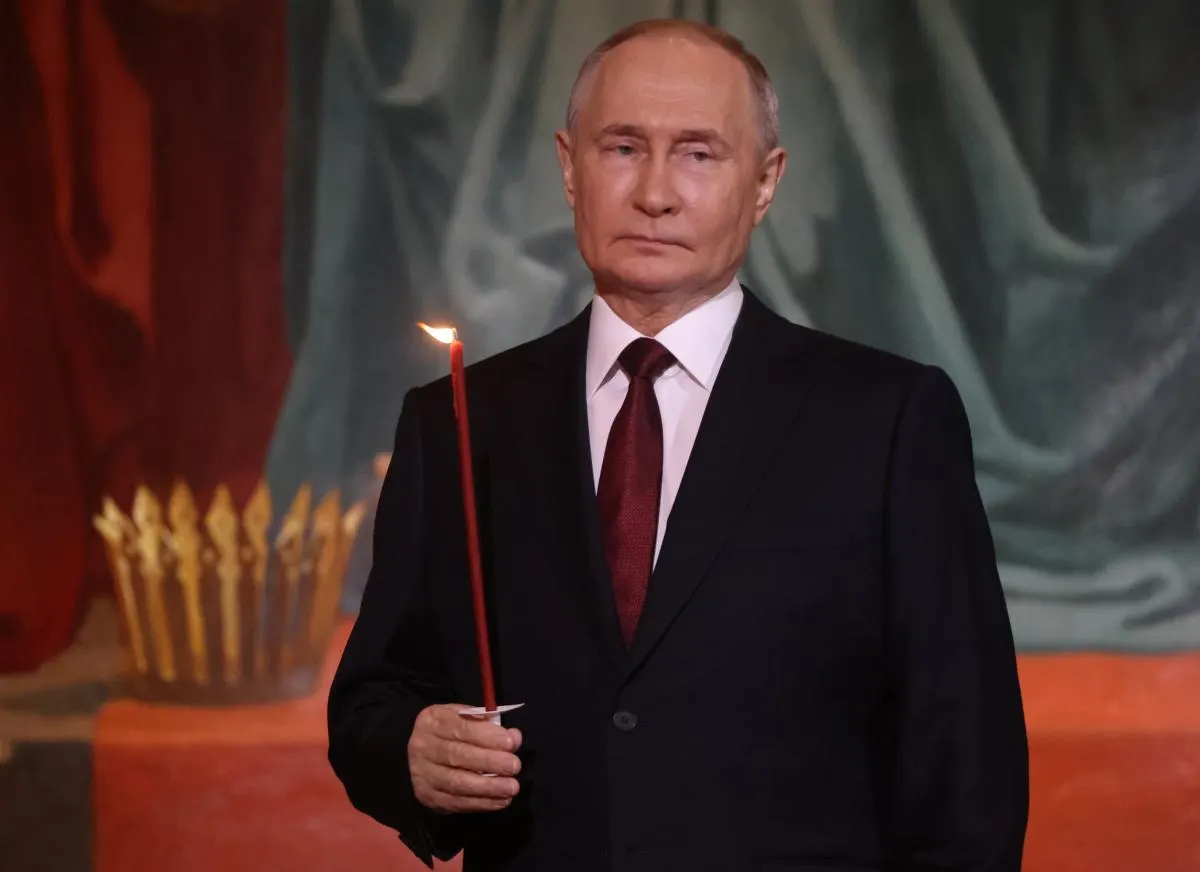 Аналитики предупреждают, что сочетание внешних ударов и внутренних кризисов может побудить российскую элиту убрать лидера: варианты включают переворот, устранение или показательный процесс, а также распрю между силовыми структурами.