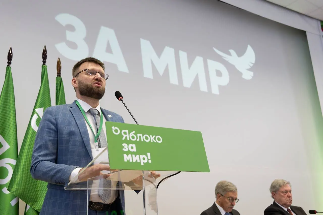 Минюст отклонил просьбу снять с Владимира Дорохова статус «иностранного агента», сославшись на его якобы политическую активность: поздравление от лидера партии, поездки в суд, возложение цветов и участие в видеоролике с бумажными самолётиками.