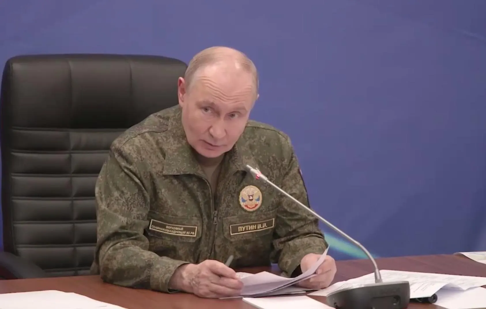 На совещании с военными президент сообщил, что российские войска освободили Константиновку в Донецкой Народной Республике. По его словам, с начала года ВС РФ освободили 133 населённых пункта.