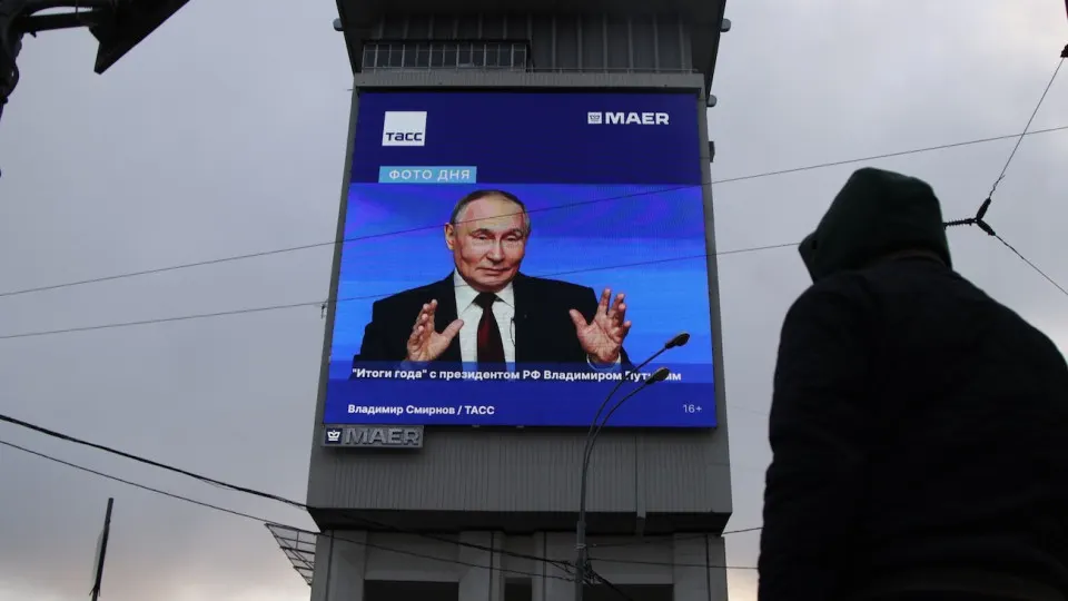 В первом полугодии 2026 года ВВП вырос на 0,3%. Усиление в июне не компенсировало провал в начале года: гражданские отрасли сокращаются, военный сектор тоже замедляется, а прогнозы на год остаются сдержанными.