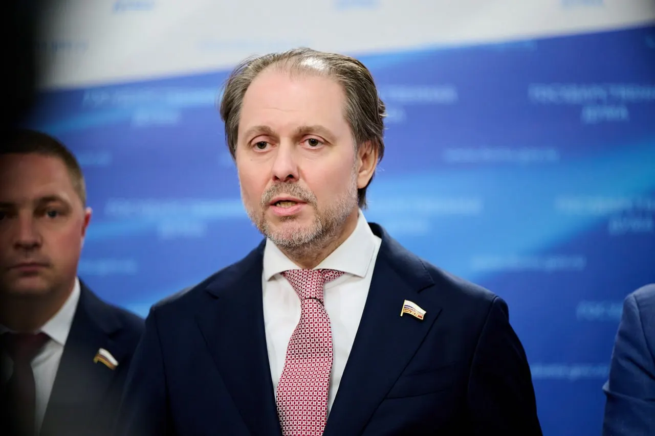 Назначен новый председатель Комитета Госдумы по охране здоровья; Владимир Сысоев — экономист и юрист, ранее возглавлял фракцию ЛДПР в Тюменской областной думе.