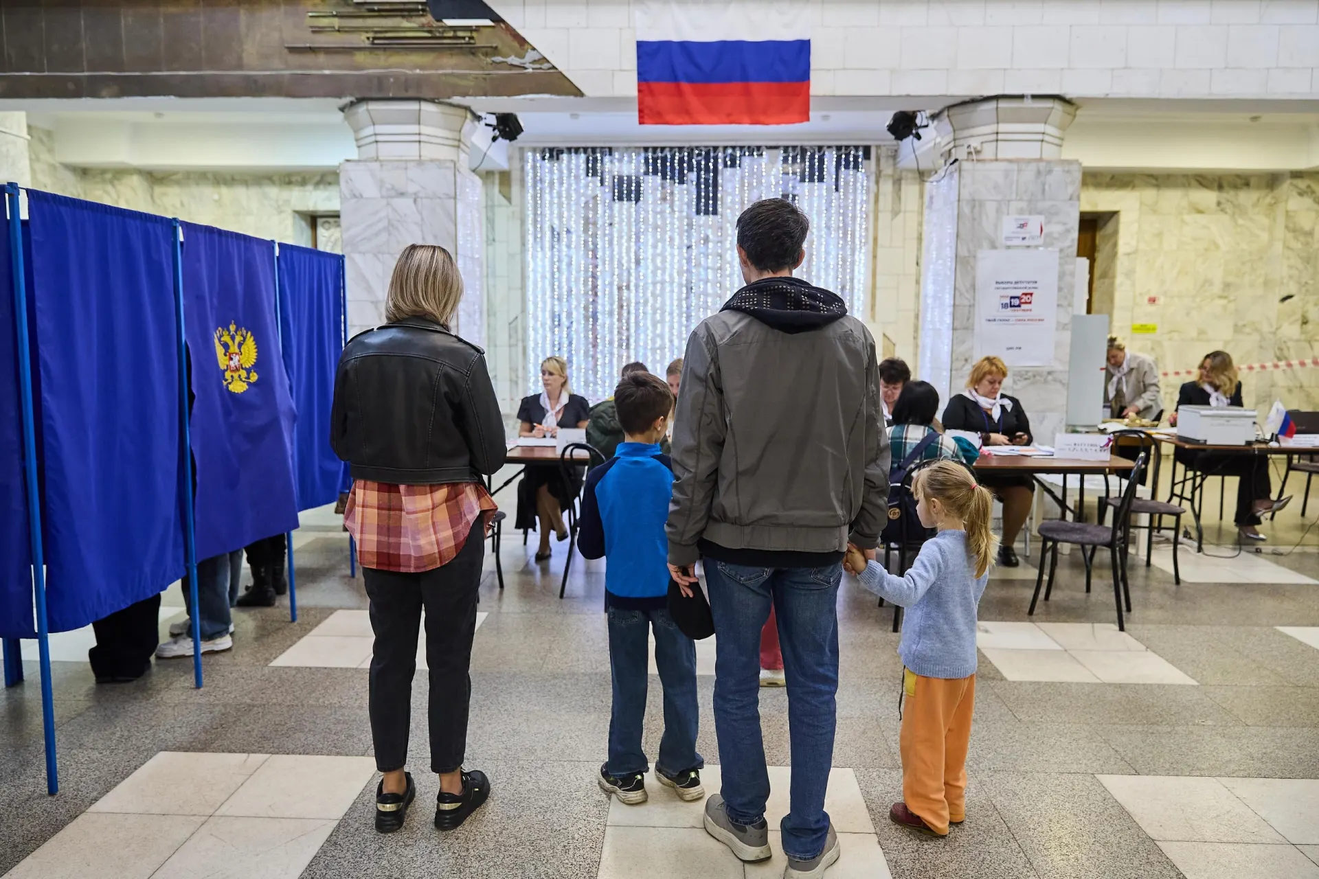Явка на третий день голосования оказалась выше, чем в предыдущие кампании, что сигнализирует о возрастании интереса к выборам.