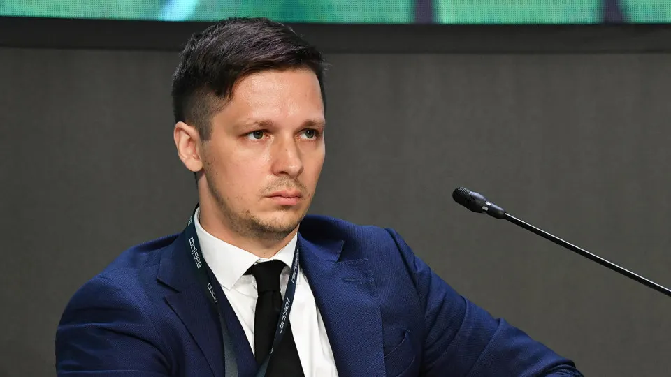 Консолидированный бюджет достиг 39% ВВП; эксперты предупреждают о рисках для роста и налоговой базы.
