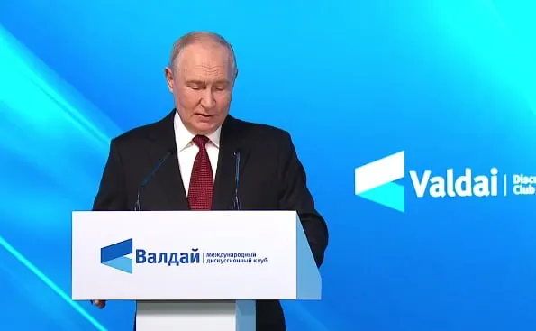 Путин прокомментировал развитие СВО, указал на роль НАТО, причины конфликта и призвал к поиску совместных путей мирного сосуществования.